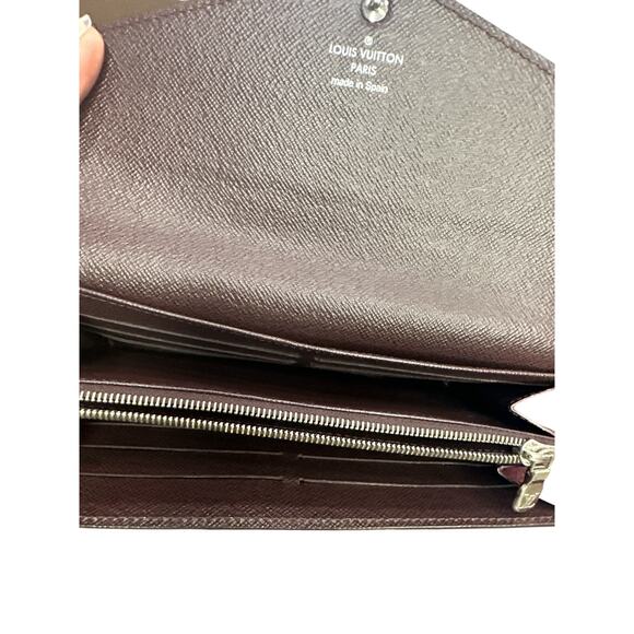 400. Louis Vuitton Epi Sarah Wallet NM Citron Black - Picture 4 of 8